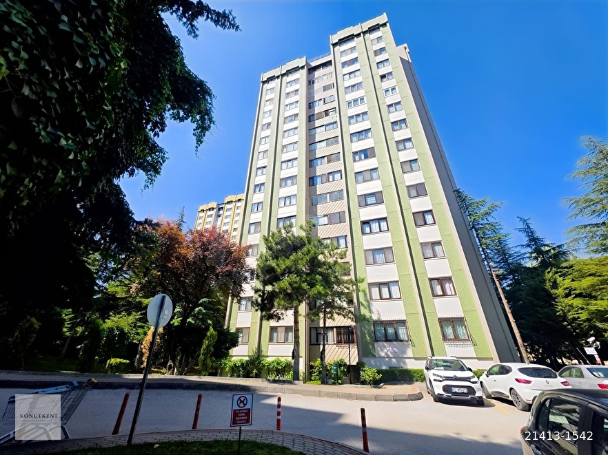 Konutkent 1 Sitesi’nde tadilatlı satılık 3+1 daire — net 120 m², 2. kat